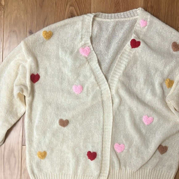 heart patch cardigan size XL - Picture 2 of 3